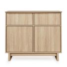 Frontaanzicht van de Quax commode Kyo Honey Ash met vier deuren