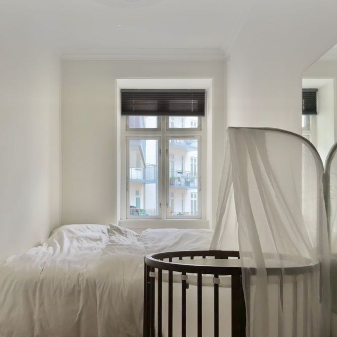 Stokke Sleepi Mini Bed V3 Warm Brown online kopen? | BabyPlanet