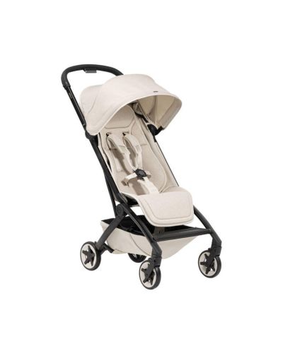 Een Joolz Aer2 buggy in kalmerend beige