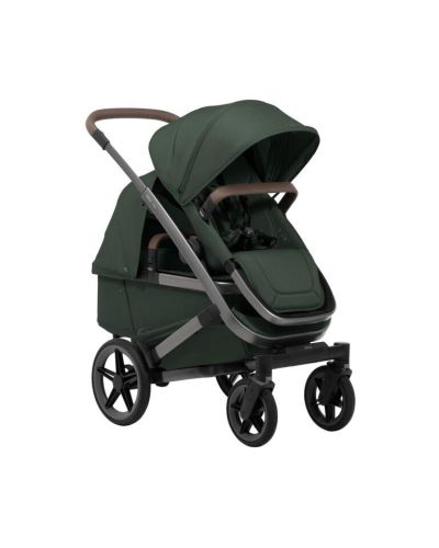Joolz Geo5 dubbel kinderwagen ligstand perspectief met vergrendelde wielen in Forest Green