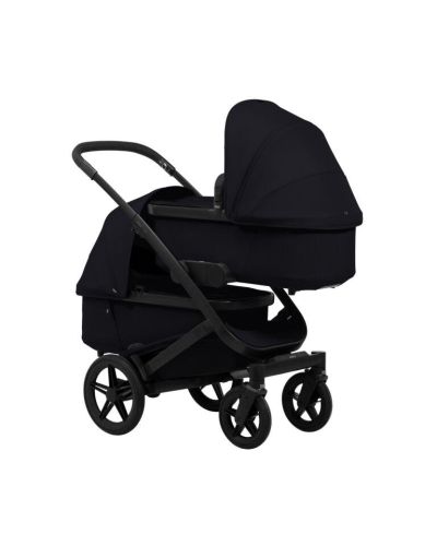 Joolz Geo5 kinderwagen met twee reiswiegen in frontaal aanzicht