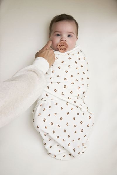Meyco SwaddleMe Inbakerdoek Mini Panther Soft Pink 0 3 mnd online kopen BabyPlanet