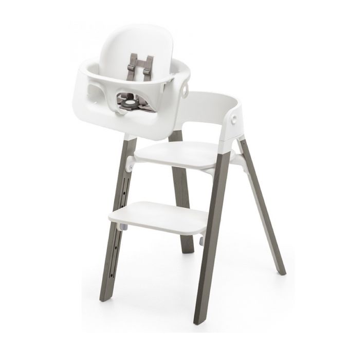 Stokke Steps Beuken Hazy Grey met Babyset Wit